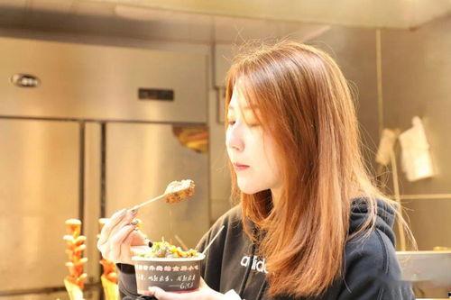 娱乐主播带你吃瓜,揭秘娱乐圈幕后故事